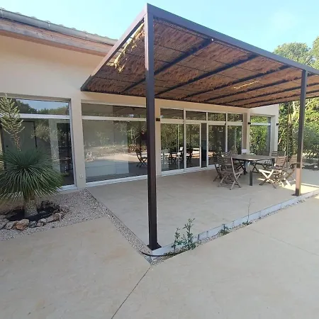 Holiday home Light Filled Contemporary With Pool Mejannes-le-Clap